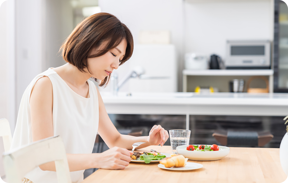 食欲がないときの栄養補給の方法とは？食欲不振時に摂りたい栄養や食べ物を紹介｜がんばるあなたに。疲れの情報局｜アリナミン